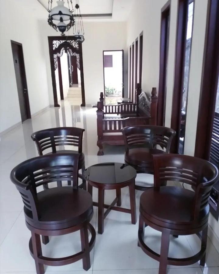 Omah Watu Homestay Yogyakarta Exterior foto